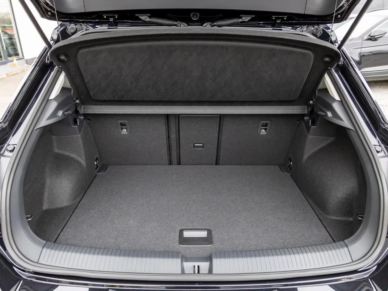 VW T-Roc !/150HP/LIFE/NAVI/CAM/LED/ACC/DIGI/KLESS/193g | Mobile.bg   14