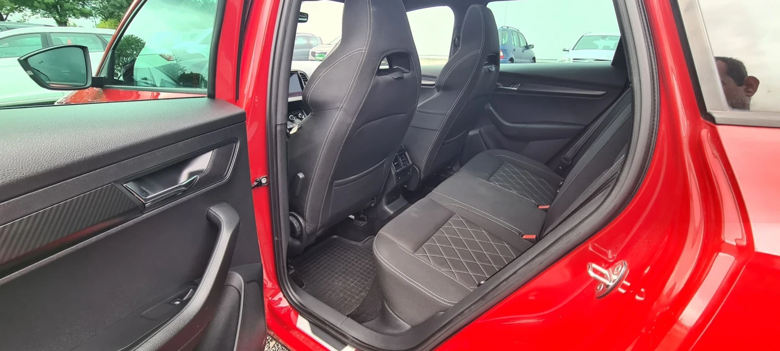 Skoda Karoq 2.0tfsi    Sport Line - изображение 9