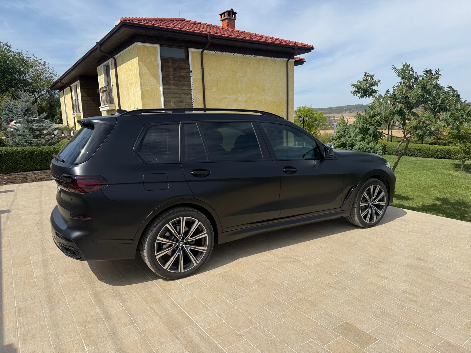 BMW X7 40i - изображение 5