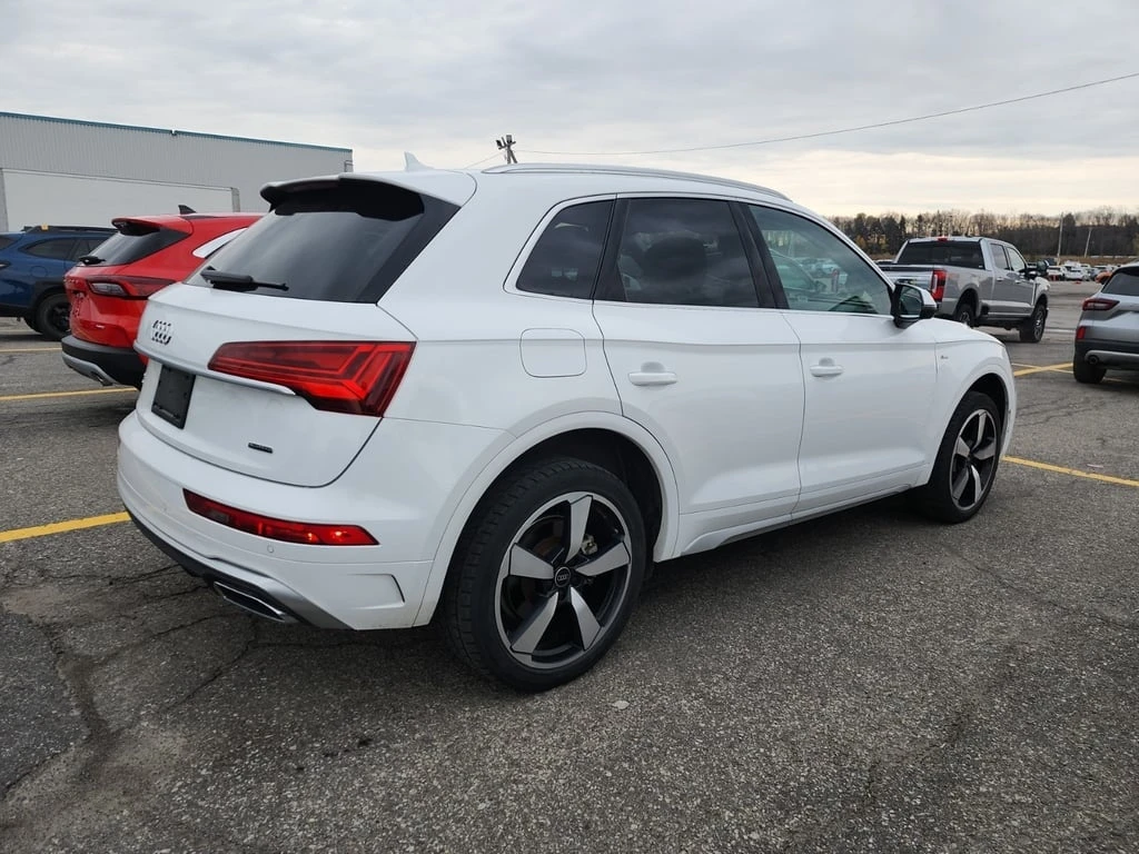 Audi Q5 * PROGRESSIV * CARFAX * БЕЗ ПЪРВОНАЧАЛНА ВНОСКА - изображение 3