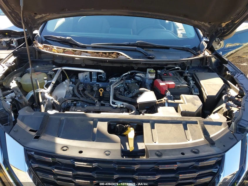 Nissan Rogue 2.5L I-4 DI, DOHC, VVT, 181HP All Wheel Drive, снимка 10 - Автомобили и джипове - 53801144