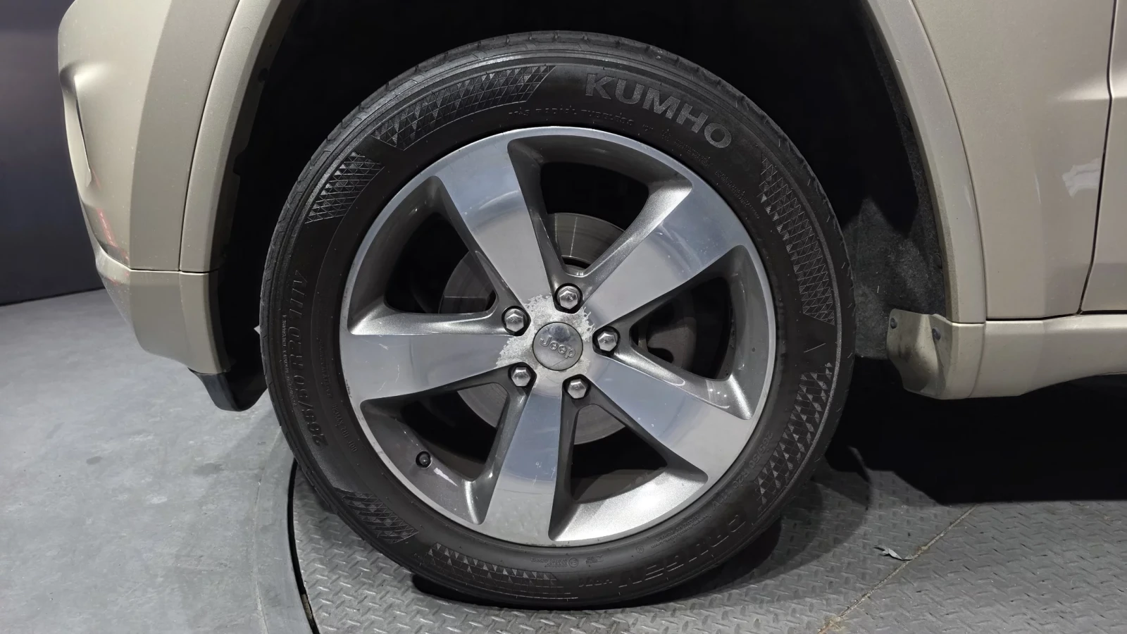 Jeep Grand cherokee OVERLAND / ОБДУХ / ПОДГРЕВИ / ПАНОРАМА, снимка 5 - Автомобили и джипове - 54060419