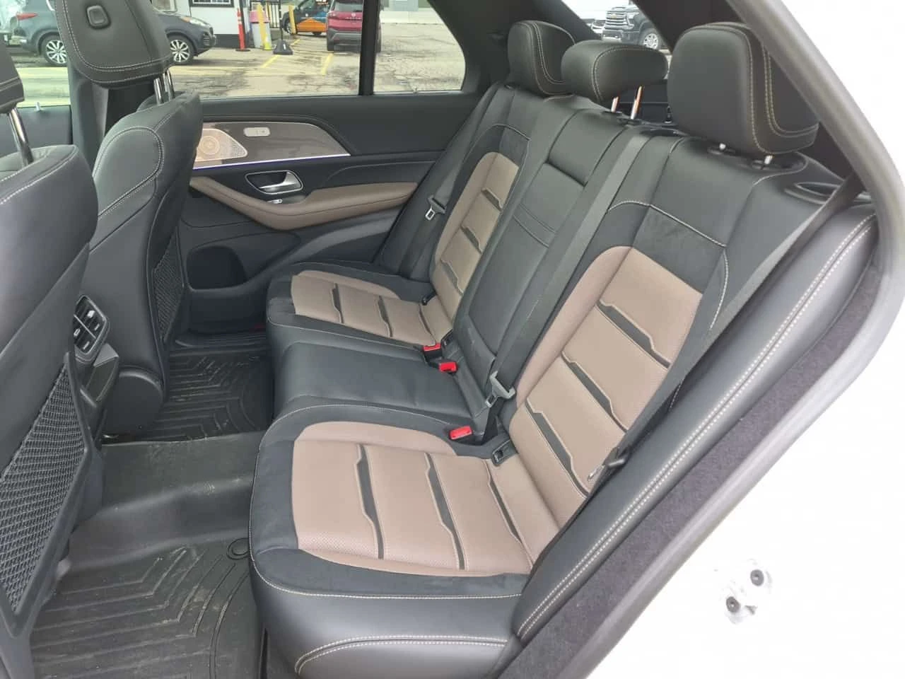 Mercedes-Benz GLE 53 4MATIC AMG | ОБДУХВАНЕ | 360 | BURMESTER | ДИСТРОНИК, снимка 11 - Автомобили и джипове - 54197649