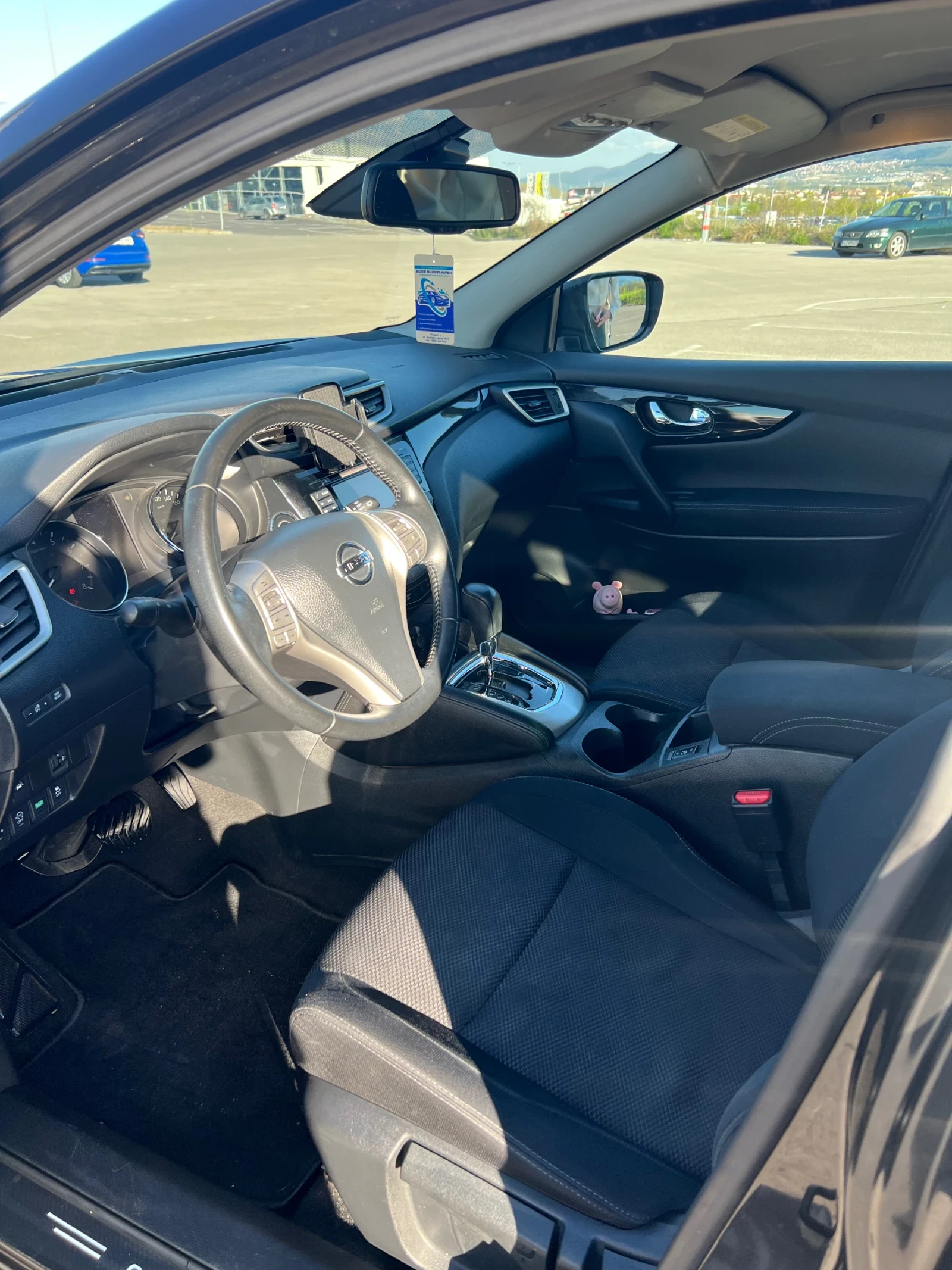 Nissan Qashqai, снимка 10 - Автомобили и джипове - 54255240