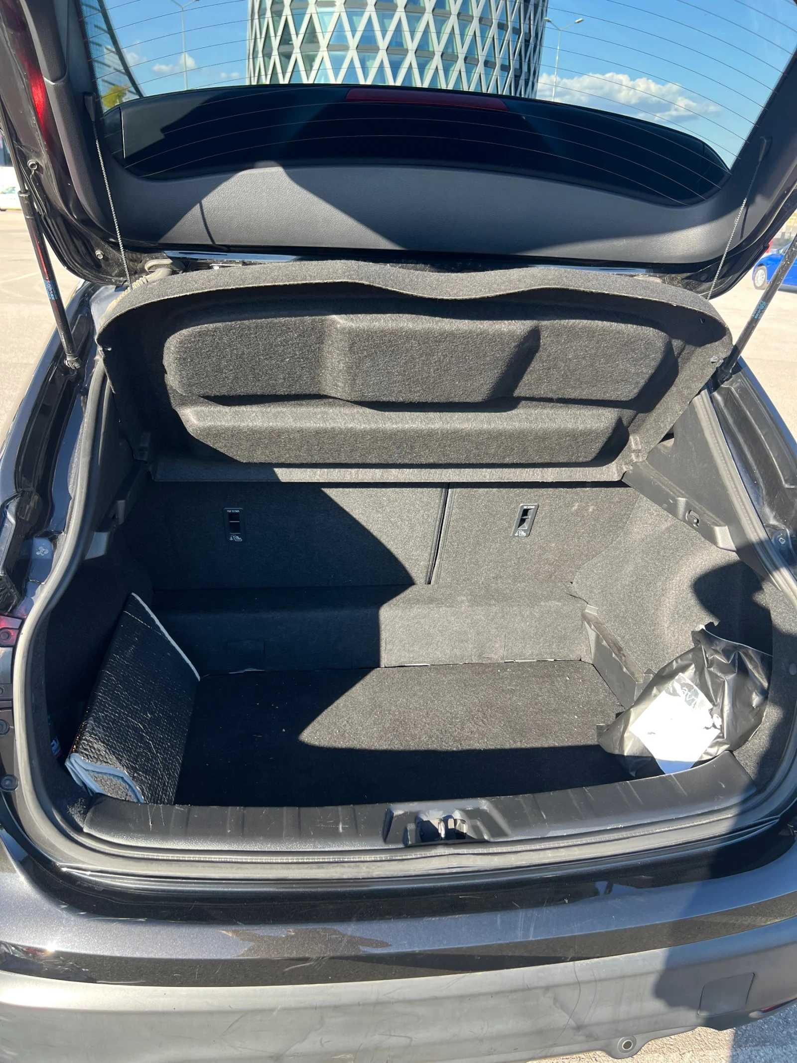 Nissan Qashqai, снимка 8 - Автомобили и джипове - 54255240