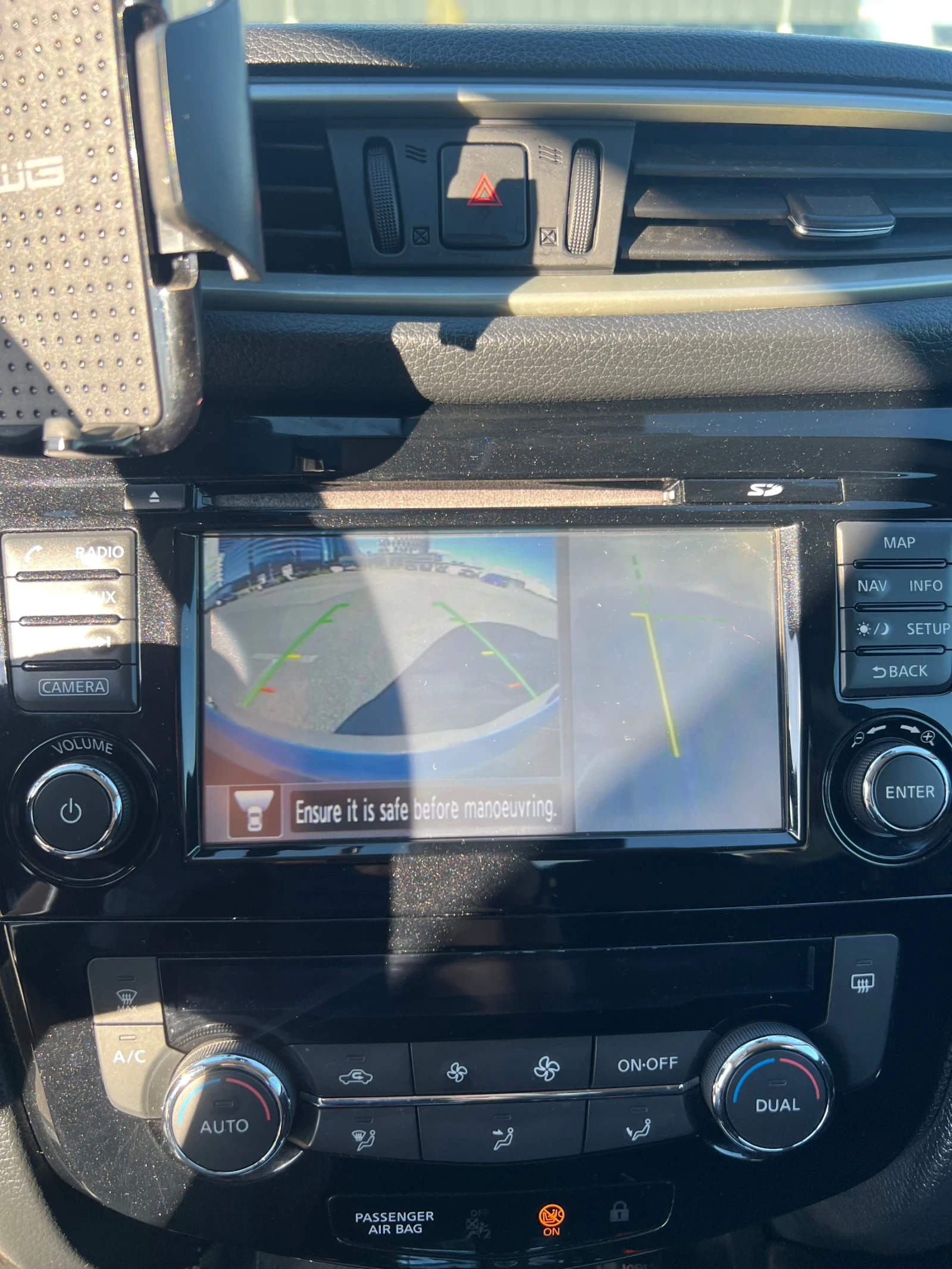 Nissan Qashqai, снимка 15 - Автомобили и джипове - 54255240