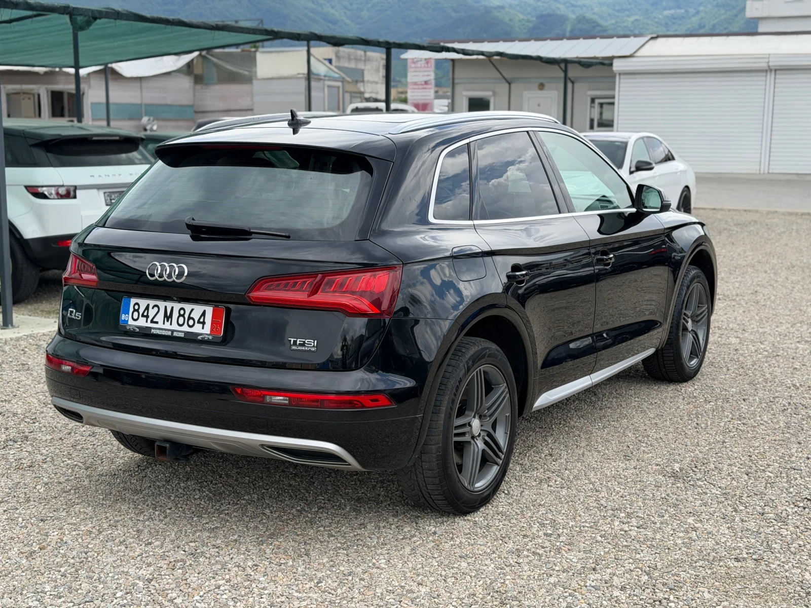 Audi Q5 2.0TSI/B&O/PANORAMA/Full extra/Service book/, снимка 6 - Автомобили и джипове - 54911252