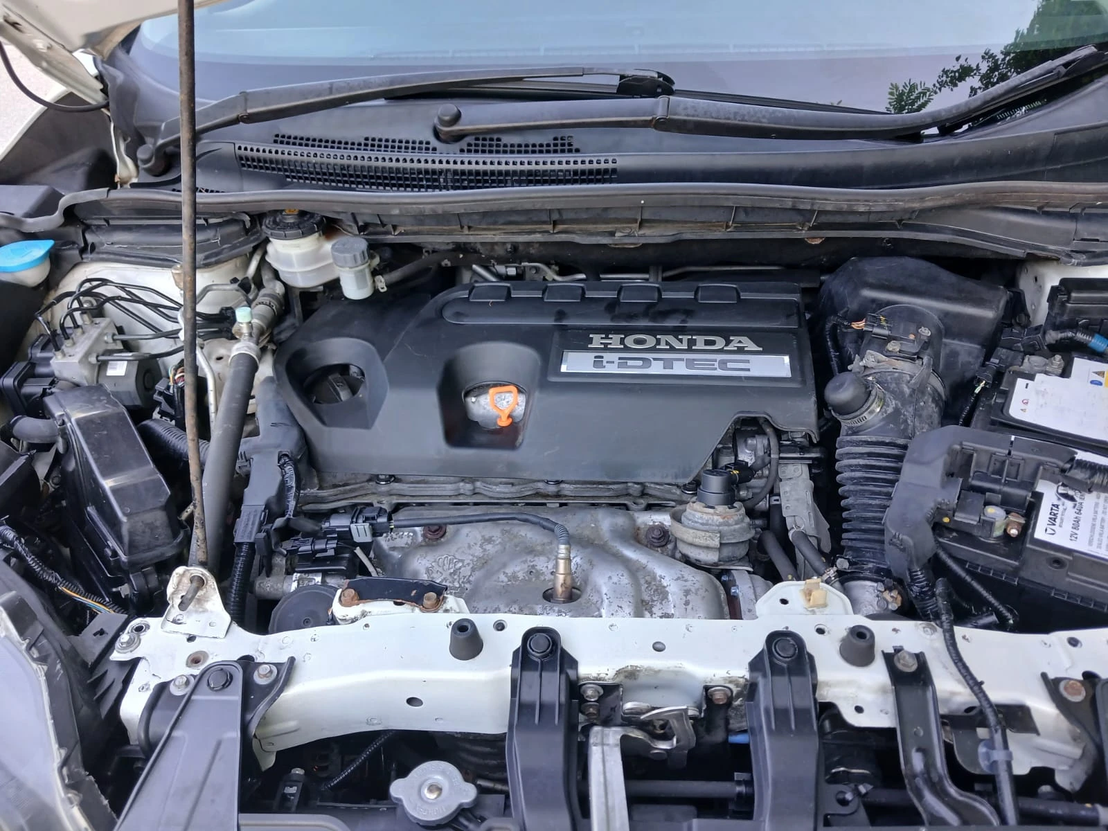 Honda Cr-v 2.2 I-DTEC, снимка 10 - Автомобили и джипове - 55189535