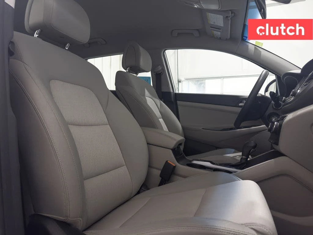 Hyundai Tucson 2.0 FWD, снимка 8 - Автомобили и джипове - 55217394