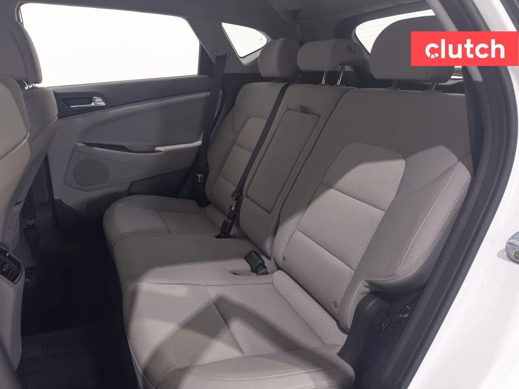 Hyundai Tucson 2.0 FWD, снимка 9 - Автомобили и джипове - 55217394