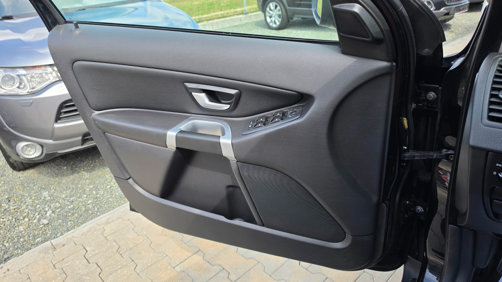 Volvo Xc90 2.4* 7�����* ����* 4�4* ���� | Mobile.bg � ����������� 13