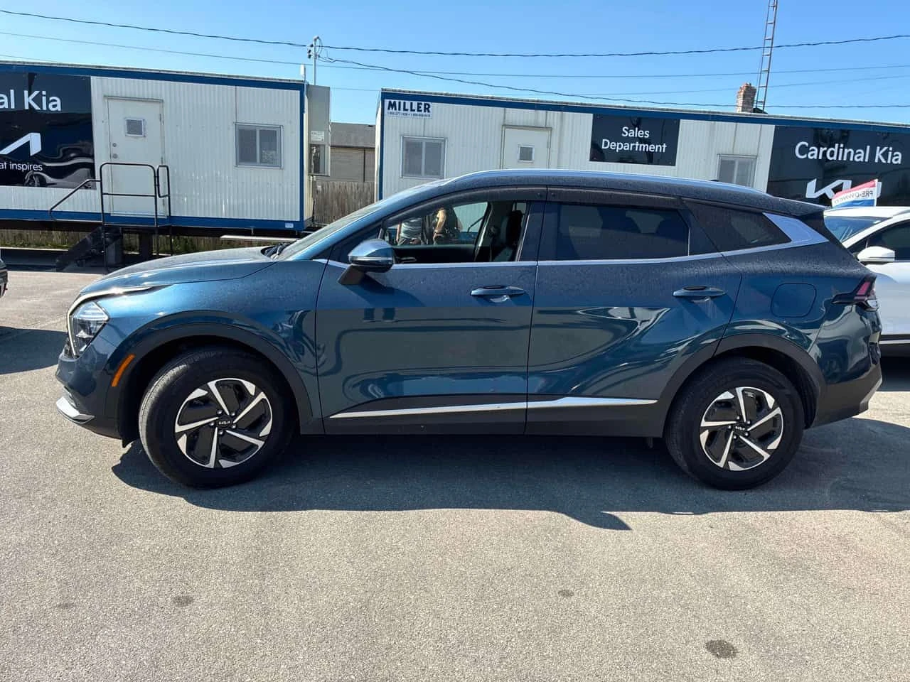 Kia Sportage * EX * CARFAX * ЦЕНА ДО БГ, снимка 3 - Автомобили и джипове - 55384565