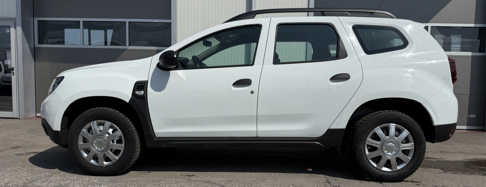 Dacia Duster 1.5 dci 4x4 върнат от Лизинг Реален пробег, снимка 17 - Автомобили и джипове - 55434427