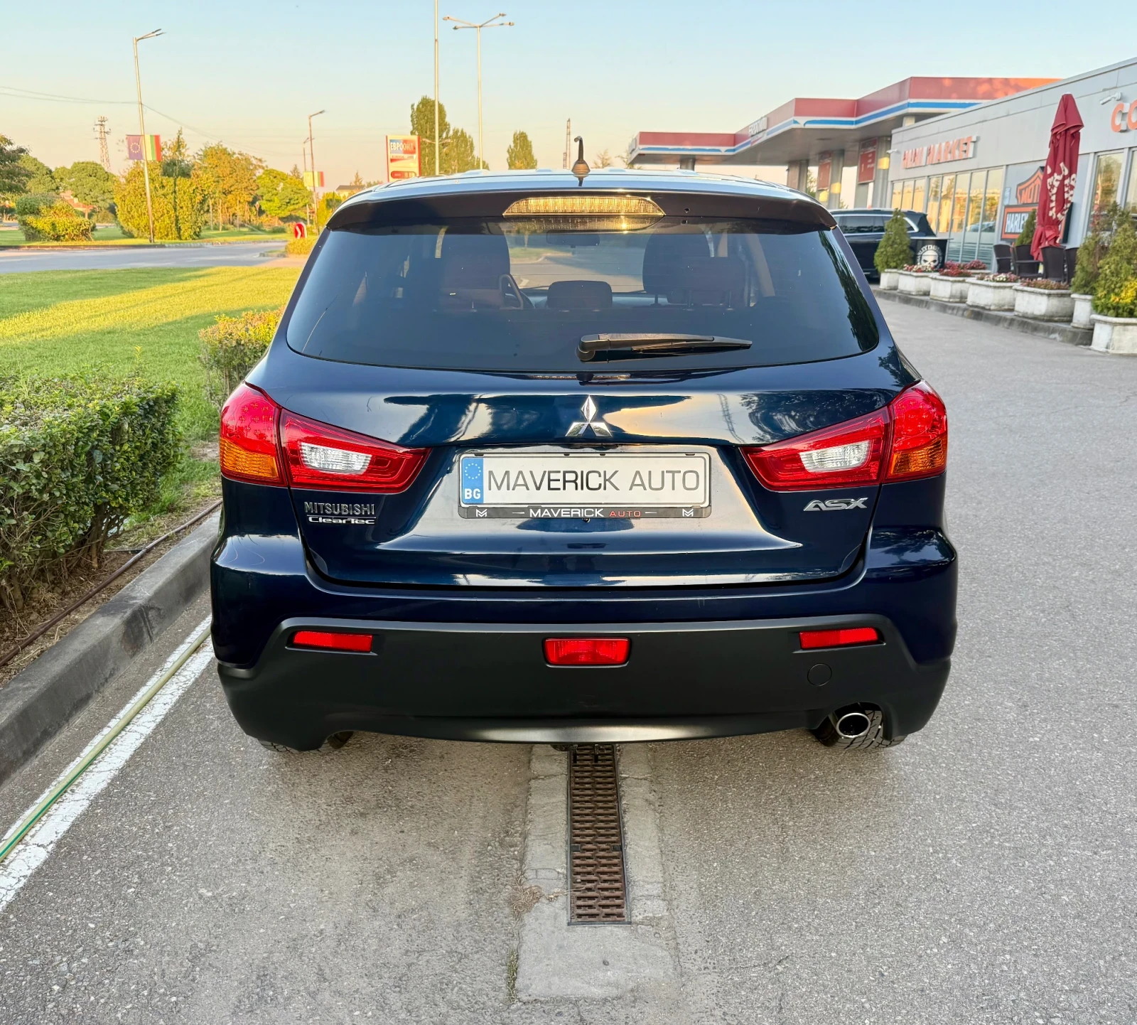 Mitsubishi ASX 1.6 Бензин, снимка 8 - Автомобили и джипове - 55526356