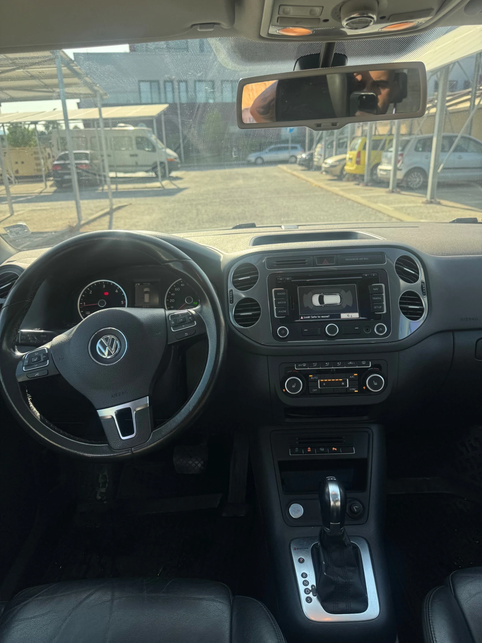 VW Tiguan, снимка 6 - Автомобили и джипове - 55860998