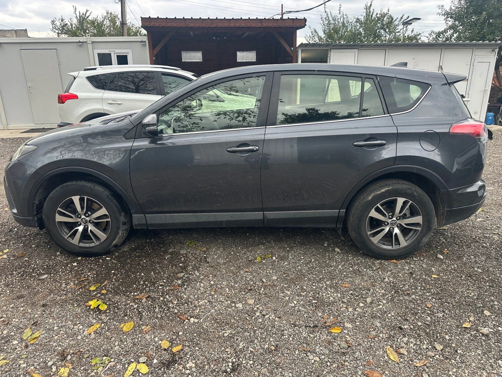 Toyota Rav4 2.0d4d 143кс, снимка 4 - Автомобили и джипове - 56422247