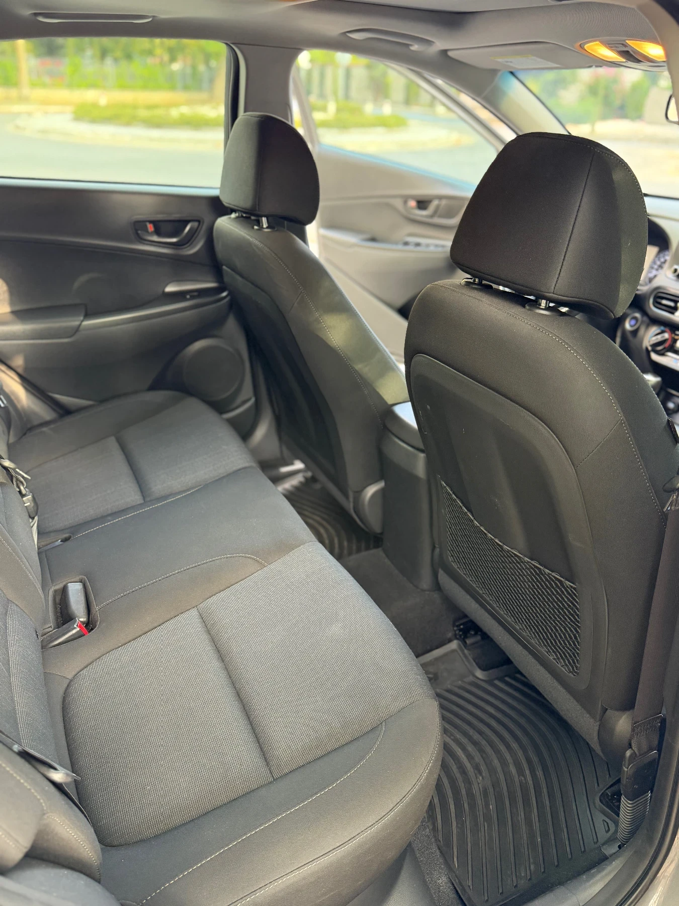 Hyundai Kona 2.0MPI* 4х4* FACELIFT, снимка 9 - Автомобили и джипове - 56665204