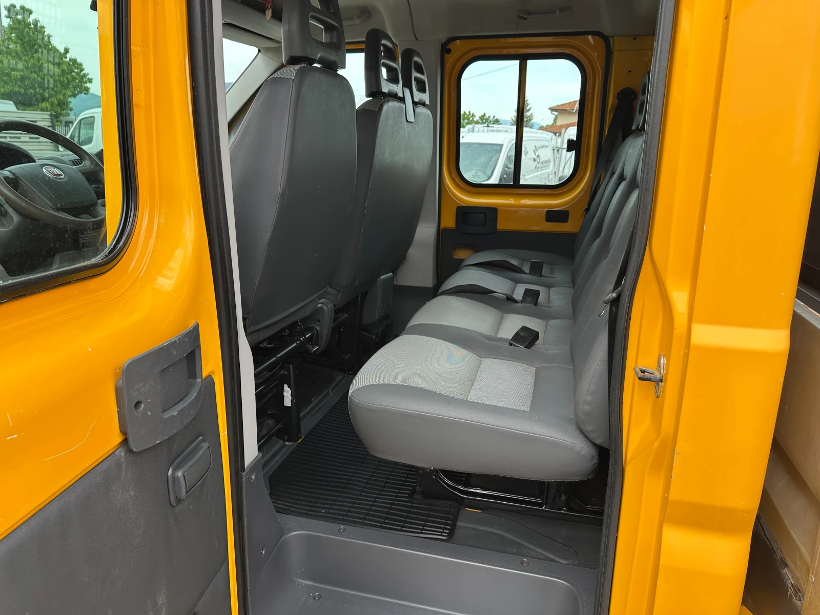 Fiat Ducato 2.3JTD, M-JET Professional /MAXI / KAMERA / 7 mest, снимка 9 - Бусове и автобуси - 54613642