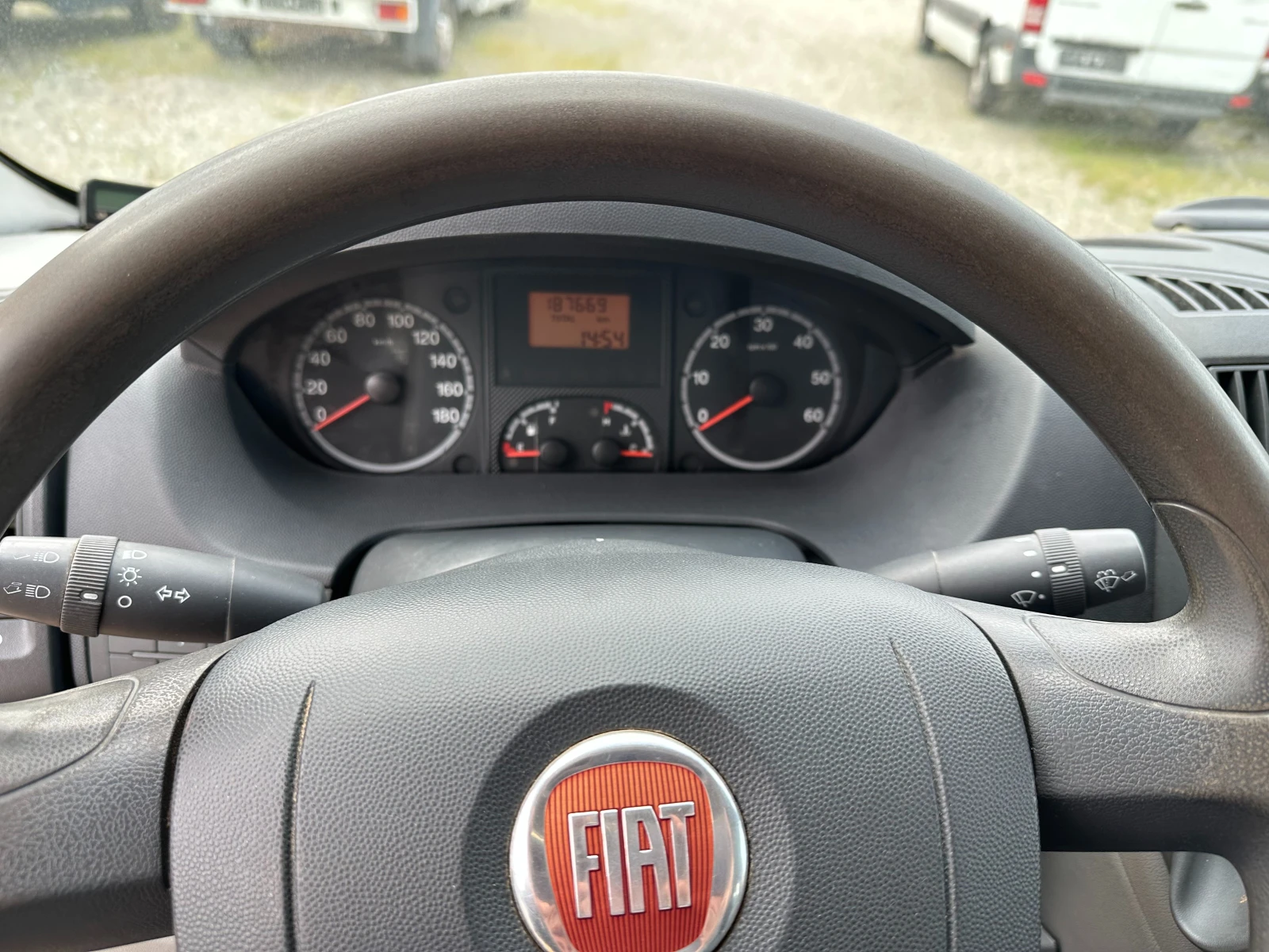 Fiat Ducato 2.3JTD, M-JET Professional /MAXI / KAMERA / 7 mest, снимка 5 - Бусове и автобуси - 54613642