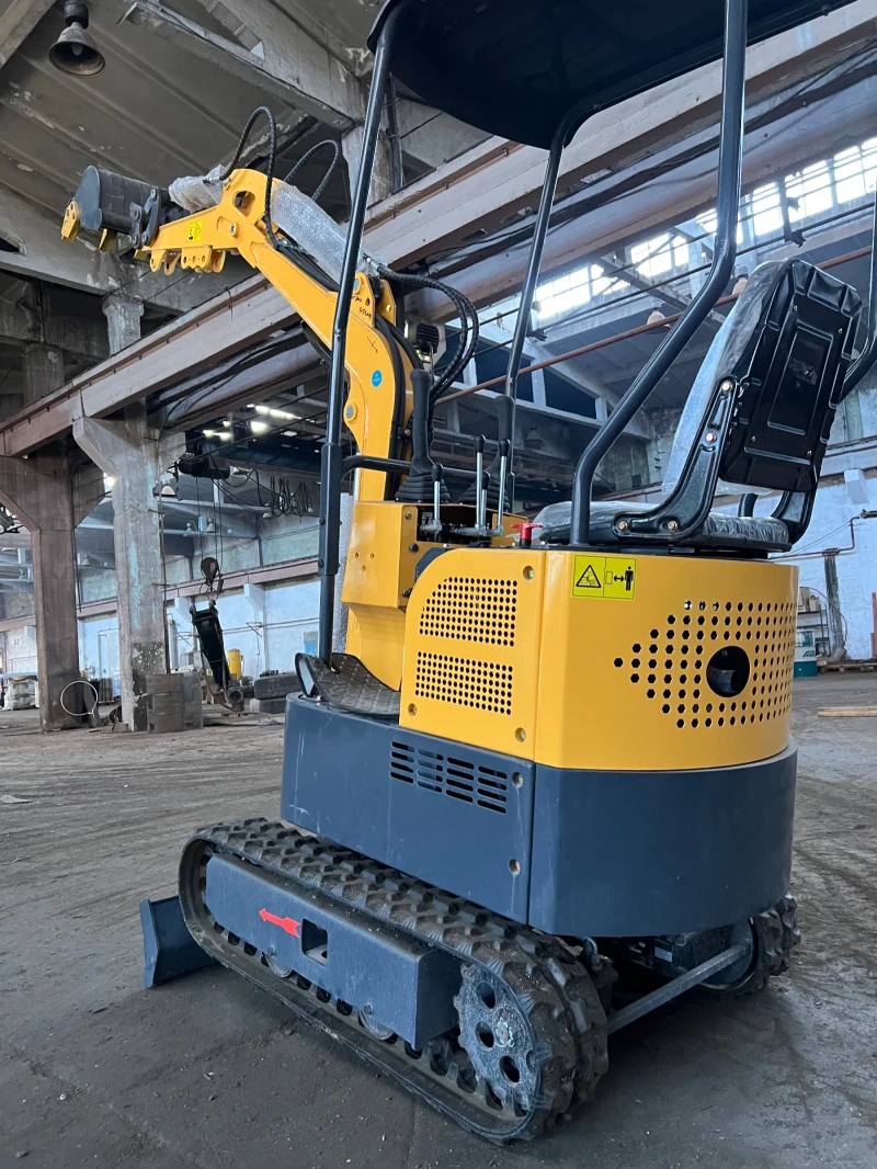 Багер Друга марка, снимка 2 - Индустриална техника - 53434529