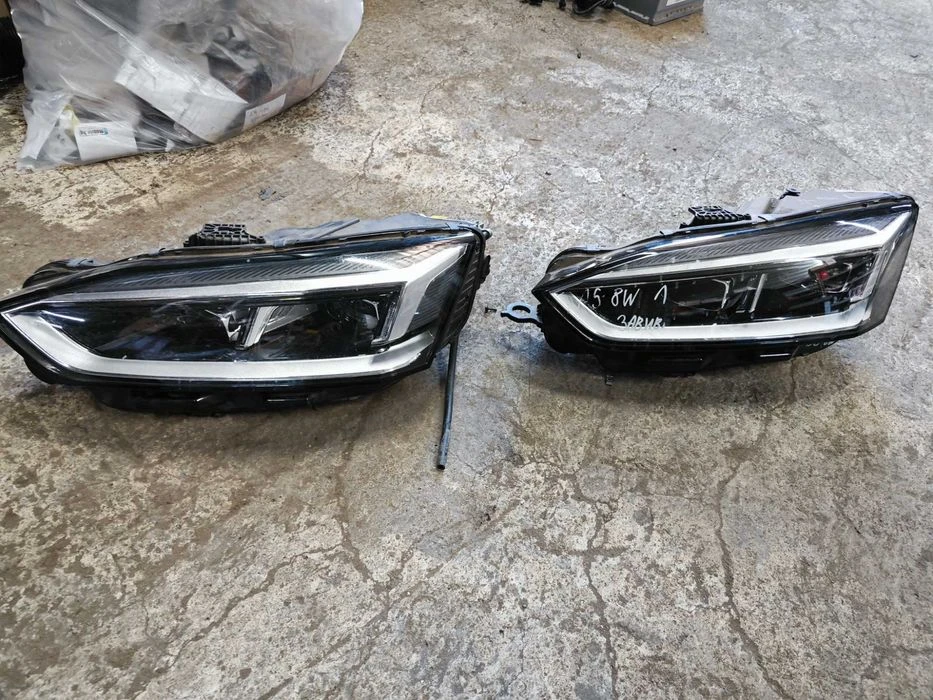 Ляв фар Audi A5 8W B9 full led 2019 2бр налични фарове Ауди А5