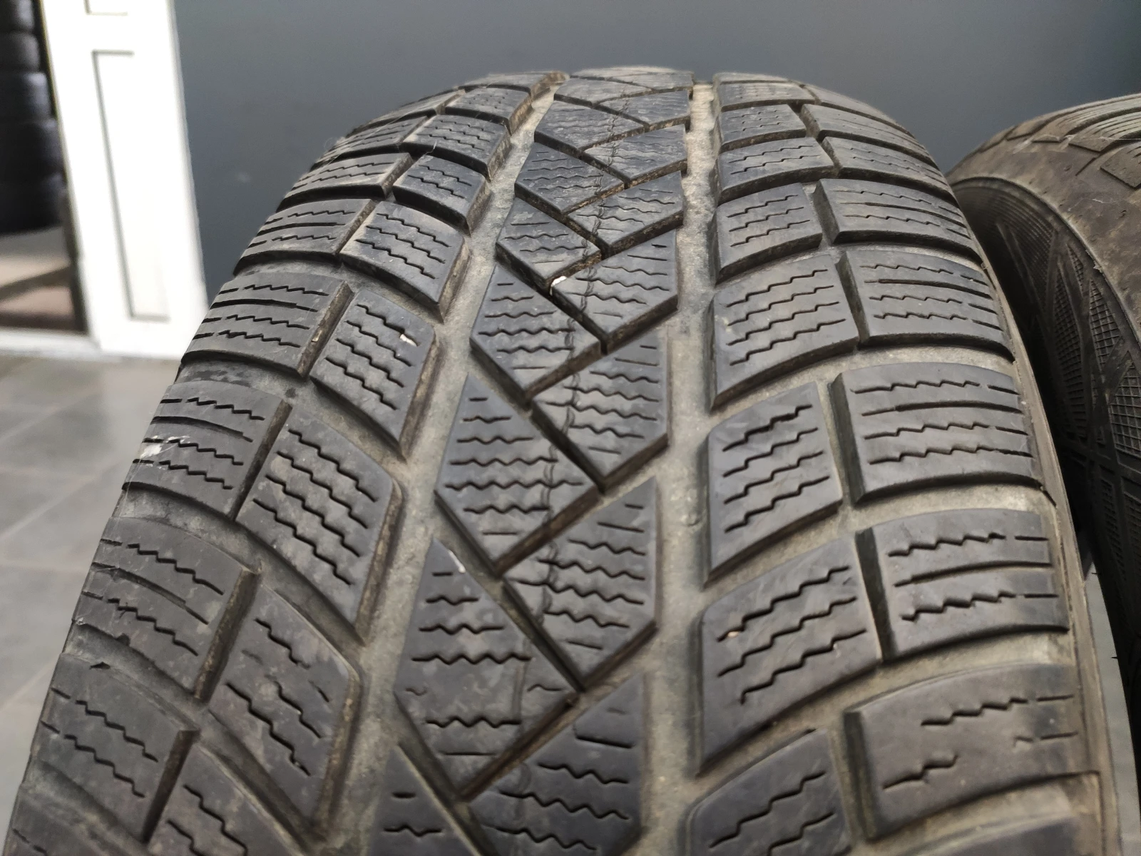  235/65R17 | Mobile.bg   2