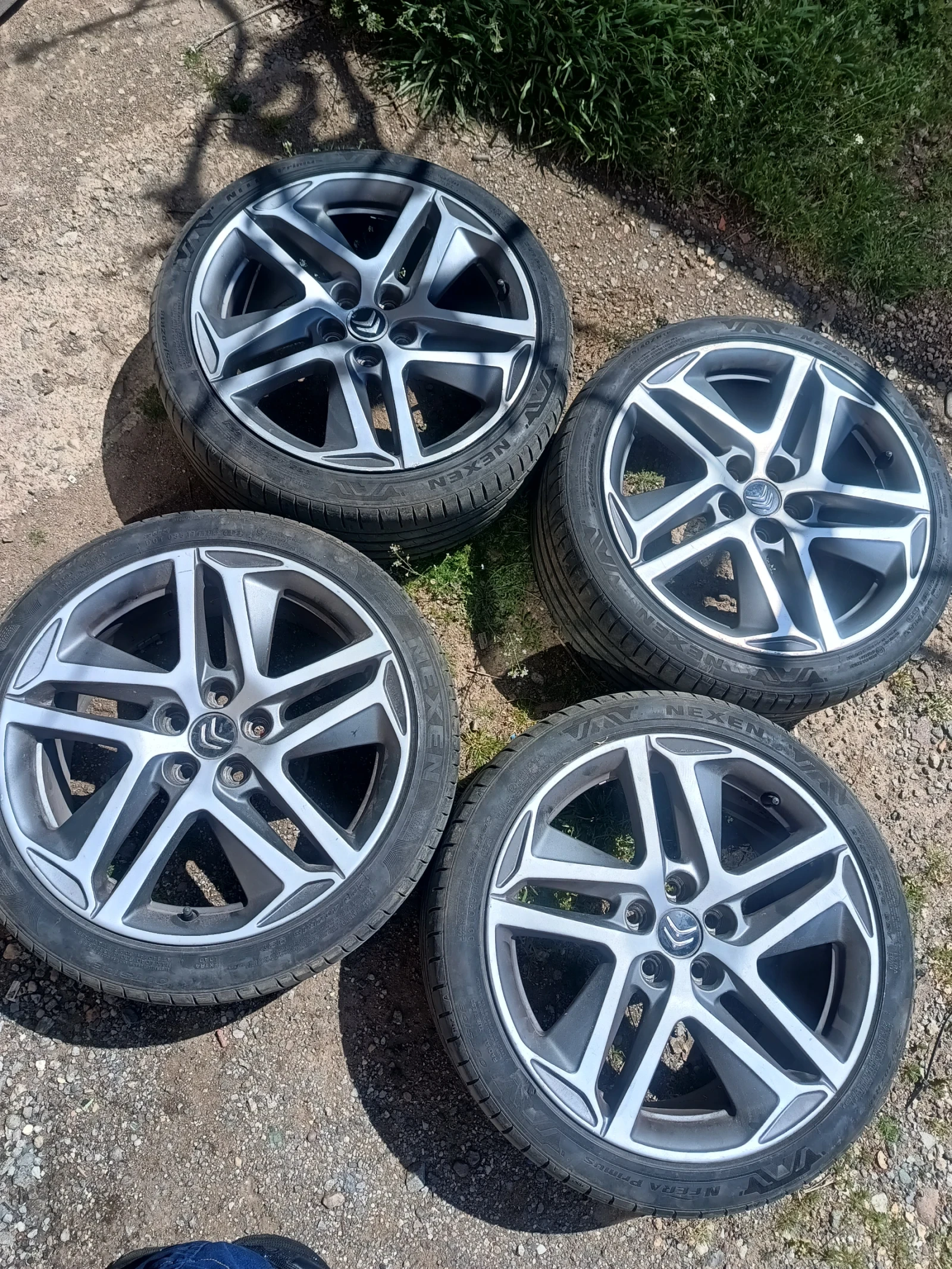 Гуми с джанти Nexen 225/40R18