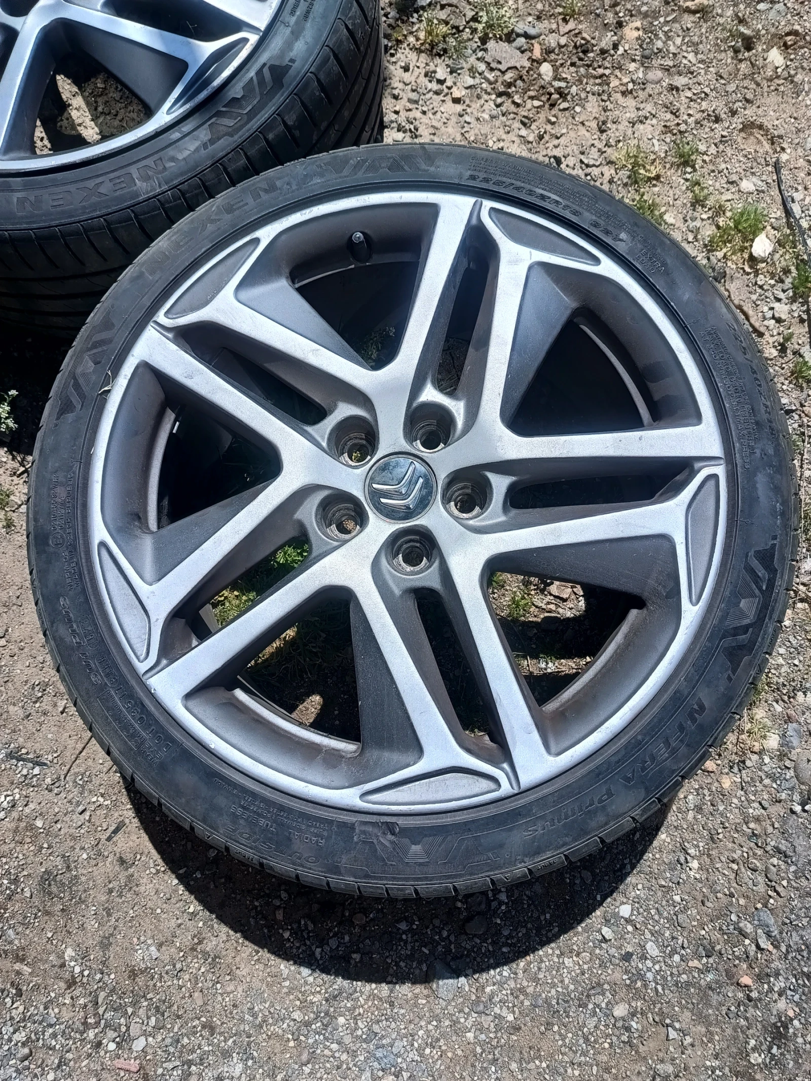 Гуми с джанти Nexen 225/40R18, снимка 4 - Гуми и джанти - 54360875