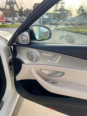 Mercedes-Benz E 350 Mercedes E350d* E63s AMG OPTIC* STARS* ОБДУХВАНЕ+ , снимка 12