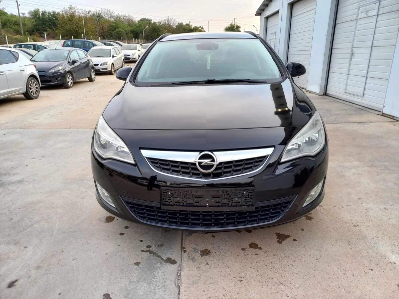 Opel Astra 1.7cdti *NOVA*UNIKAT*, снимка 10 - Автомобили и джипове - 42373440