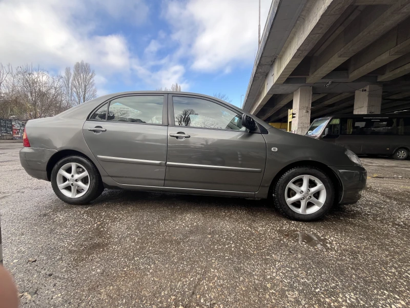 Toyota Corolla, снимка 13 - Автомобили и джипове - 48444481