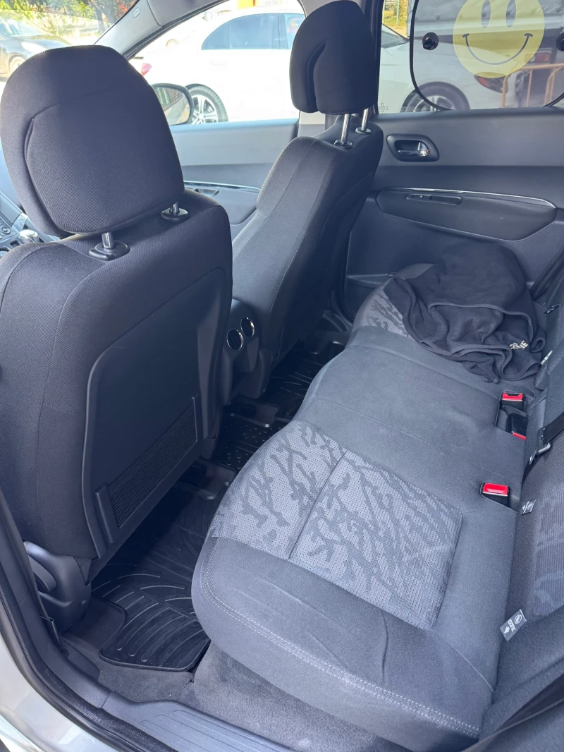Peugeot 3008 1.6 Diesel, снимка 4 - Автомобили и джипове - 52255524