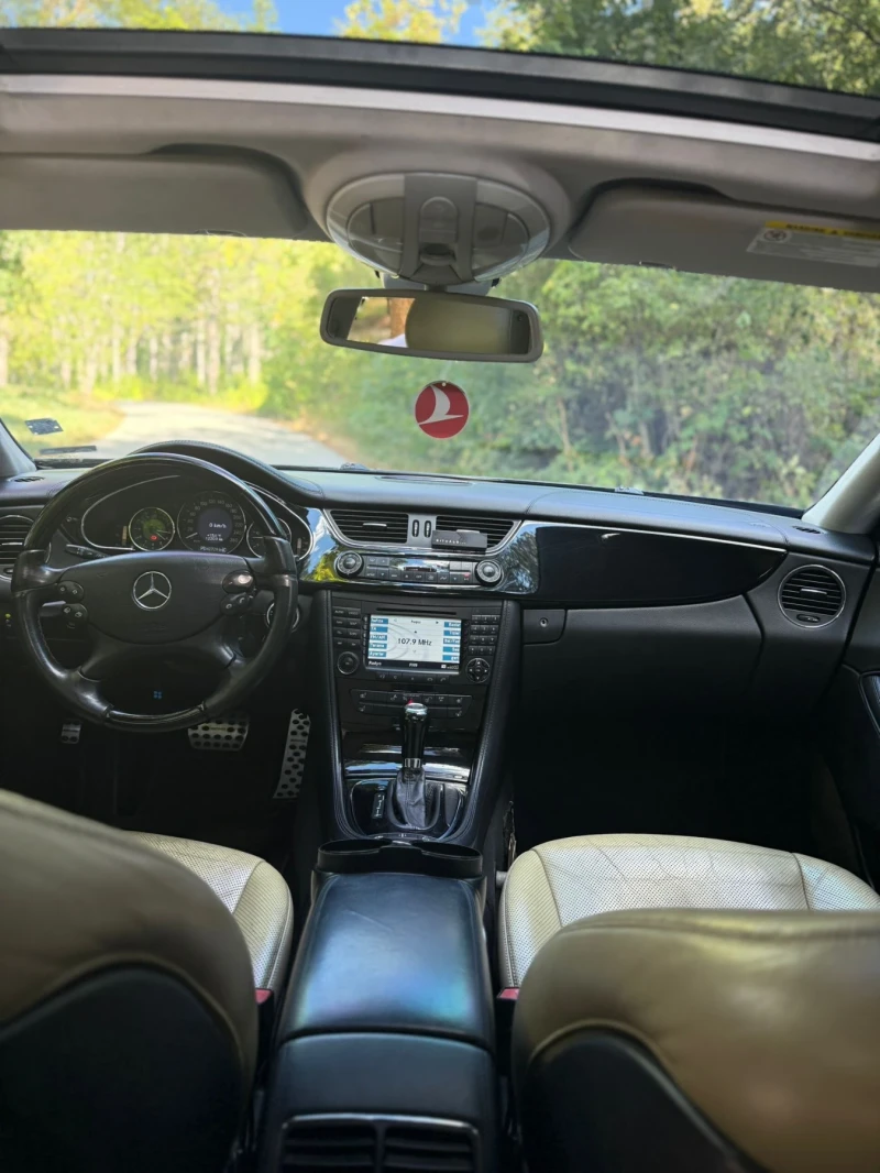 Mercedes-Benz CLS 320 AMG пакет, снимка 17 - Автомобили и джипове - 51760402