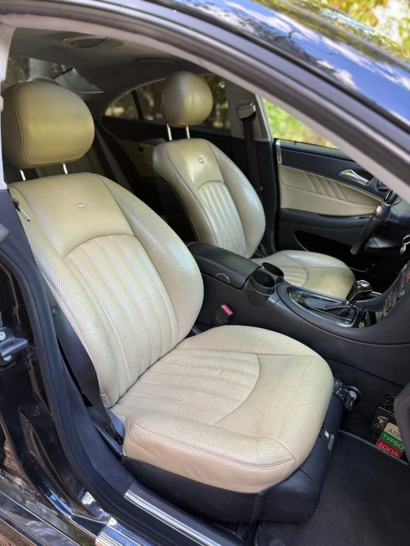 Mercedes-Benz CLS 320 AMG пакет, снимка 15 - Автомобили и джипове - 51760402