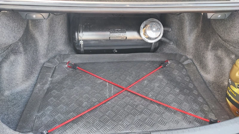 Honda Accord 2.0 Бензин ПЪЛНА СЕРВИЗНА ИСТОРИЯ, С ГАЗОВО , снимка 9 - Автомобили и джипове - 52798301