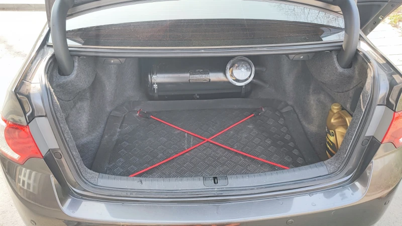 Honda Accord 2.0 Бензин ПЪЛНА СЕРВИЗНА ИСТОРИЯ, С ГАЗОВО , снимка 8 - Автомобили и джипове - 52798301