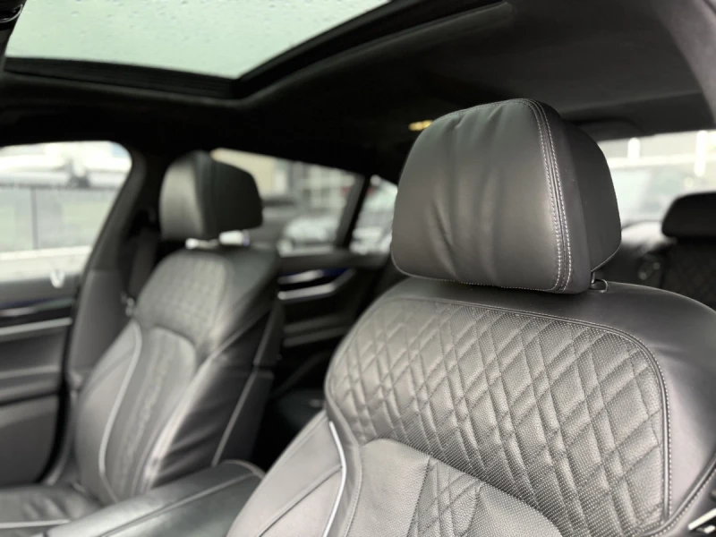 BMW 750 xDrive / M-SPORT / HUD / PANO / H&K / 360, снимка 14 - Автомобили и джипове - 52749690