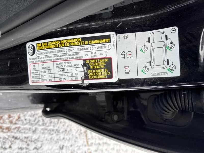 VW Golf 2016 5dr HB Auto 1.8 TSI* CARFAX * БЕЗ ПЪРВОНАЧАЛН, снимка 14 - Автомобили и джипове - 52879790