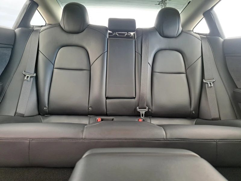 Tesla Model 3 Dual Motor Long Range, снимка 14 - Автомобили и джипове - 53036425