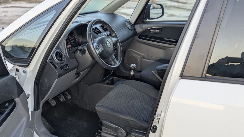 Suzuki SX4 1.6i WRC Edition , снимка 5 - Автомобили и джипове - 53208268