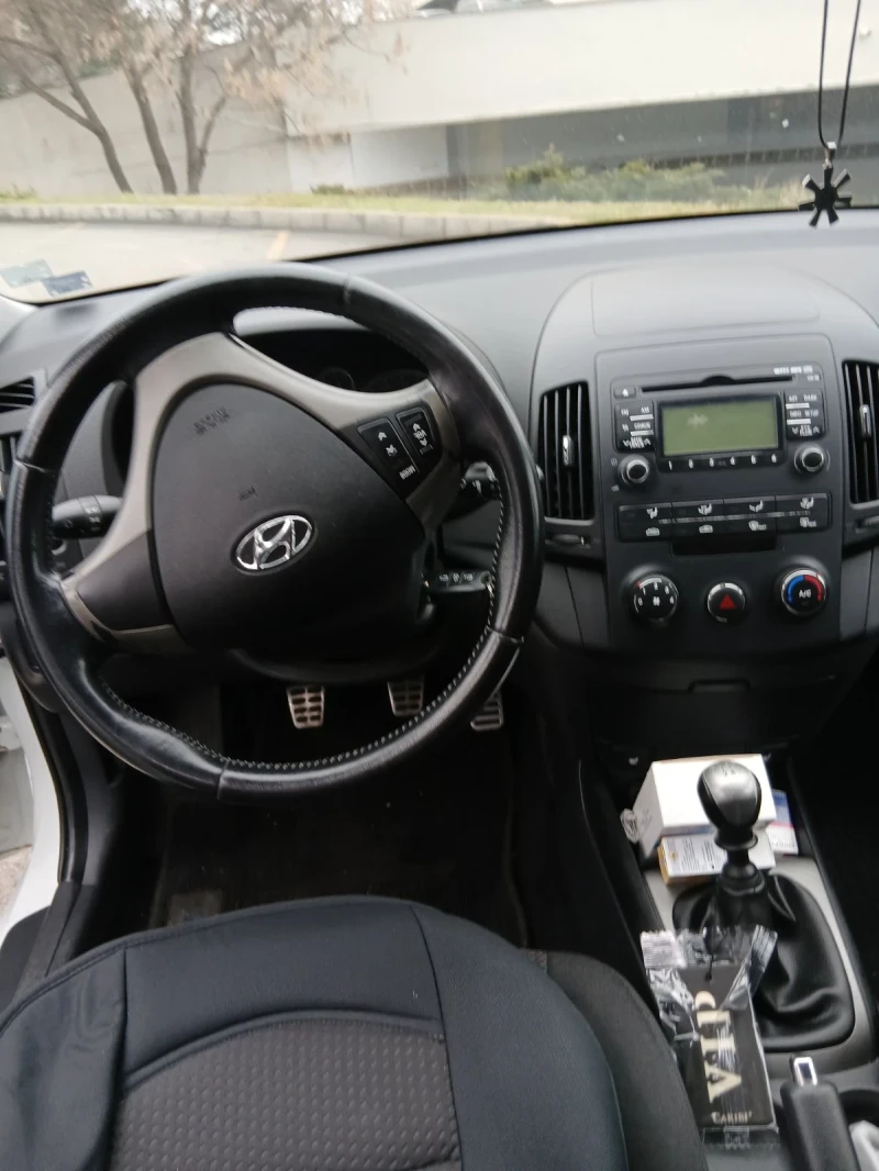 Hyundai I30 1.6, снимка 10 - Автомобили и джипове - 53218304