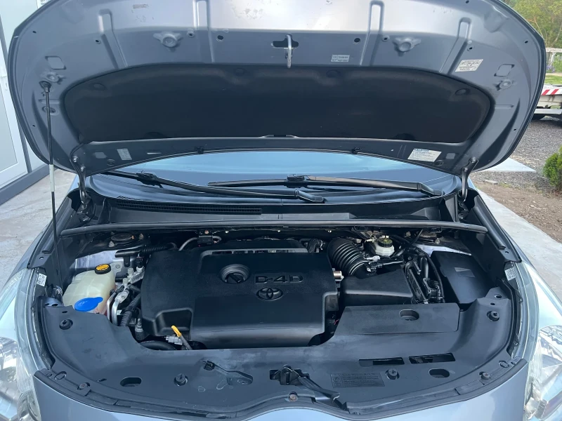 Toyota Verso 2000 D4D 126 kc - 11700 лв. - 67449797 | Car24.bg