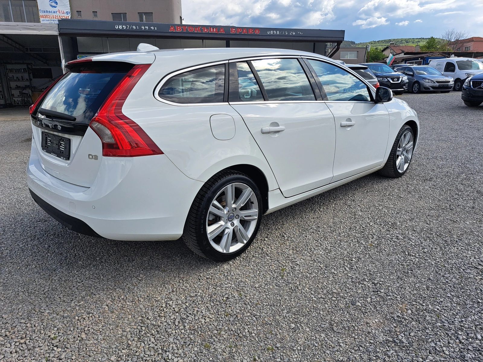 Volvo V60 D3 163 - изображение 7