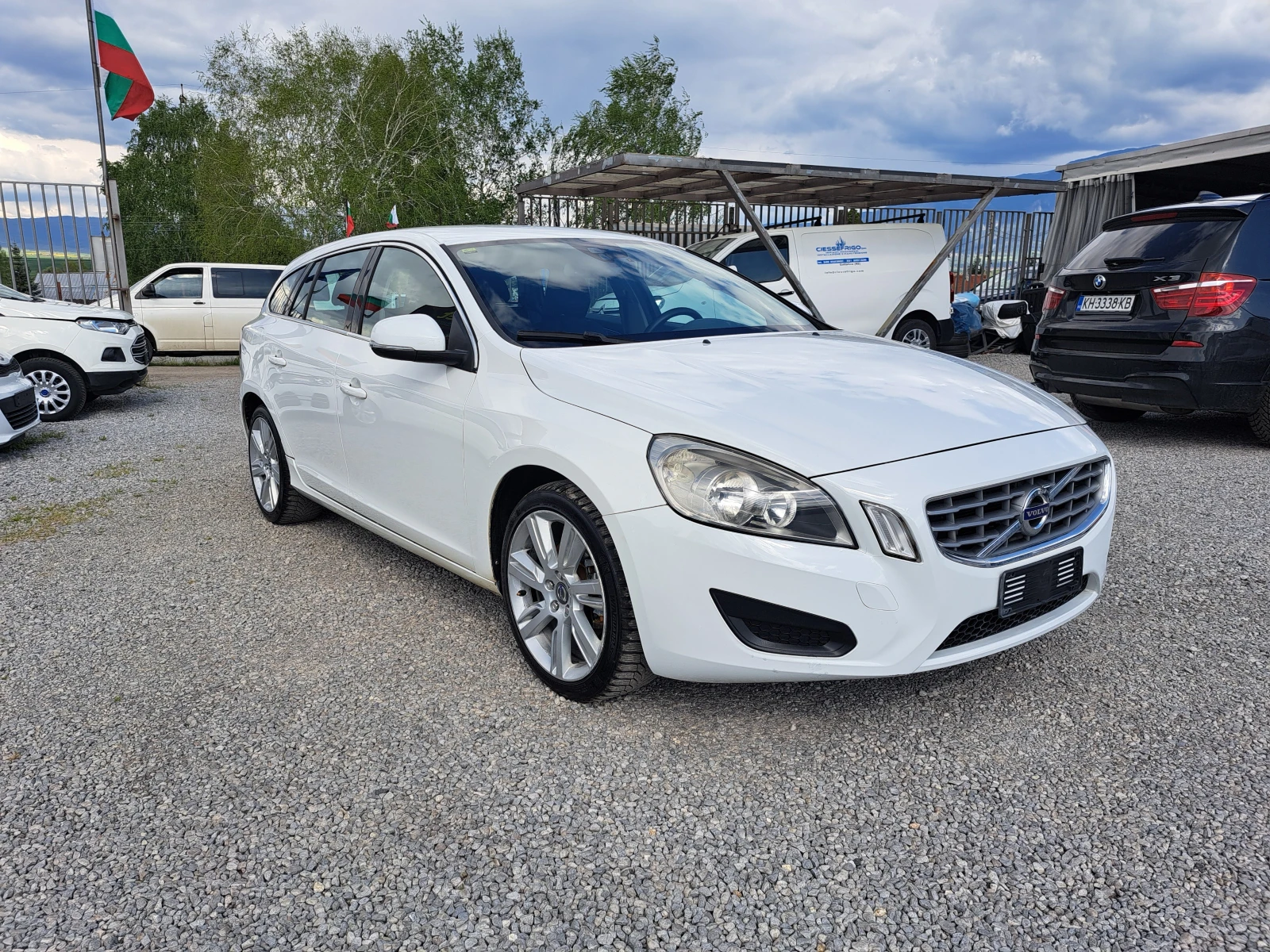 Volvo V60 D3 163 - изображение 9