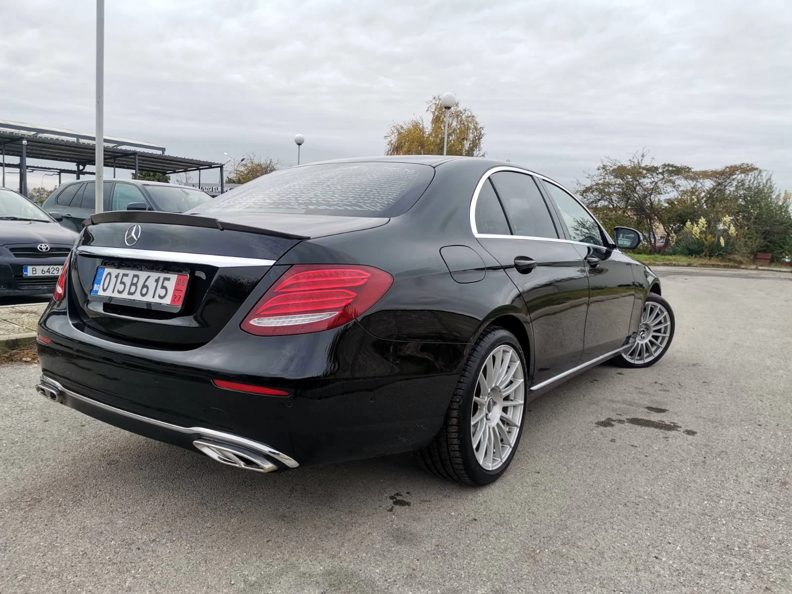 Mercedes-Benz E 350 КОЛЕДНА ПРОМОЦИЯ* КАТО ЧИСТО НОВ/9G/КОЖА - изображение 6