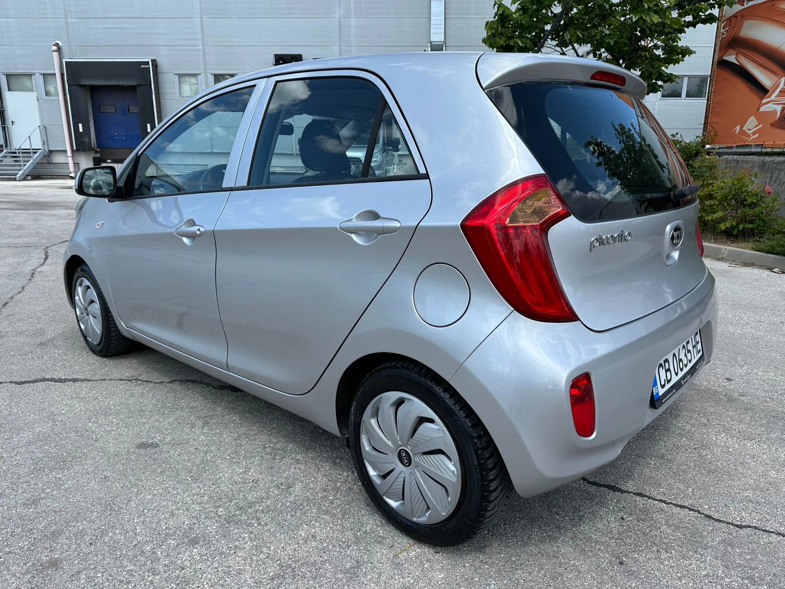 Kia Picanto 1.0i 68 к.с./ГАЗ - изображение 3