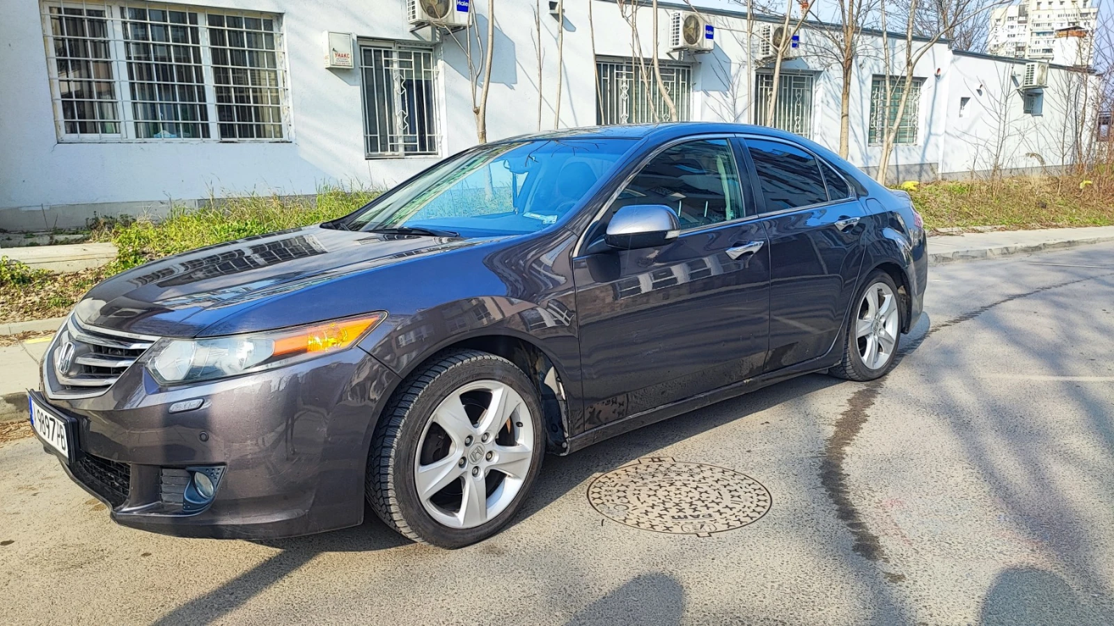 Honda Accord ПЪЛНА СЕРВИЗНА ИСТОРИЯ, С ГАЗОВО  - изображение 2