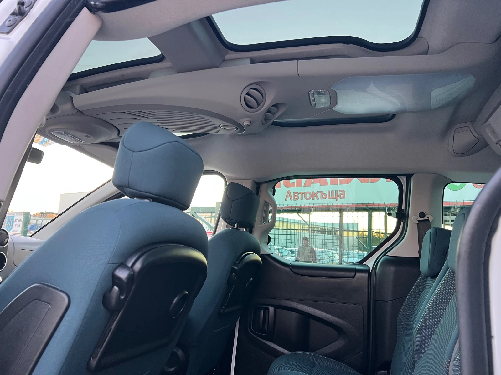 Citroen Berlingo 1.6i 16v-98p.s-Facelift/91000km!!Panorama!! TOP!!! | Mobile.bg   11