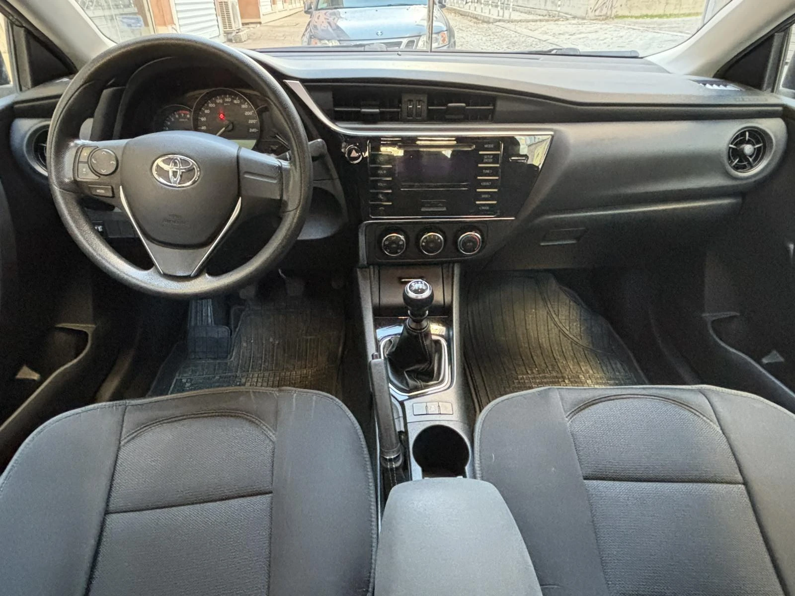 Toyota Corolla * TOP* 6  | Mobile.bg   12