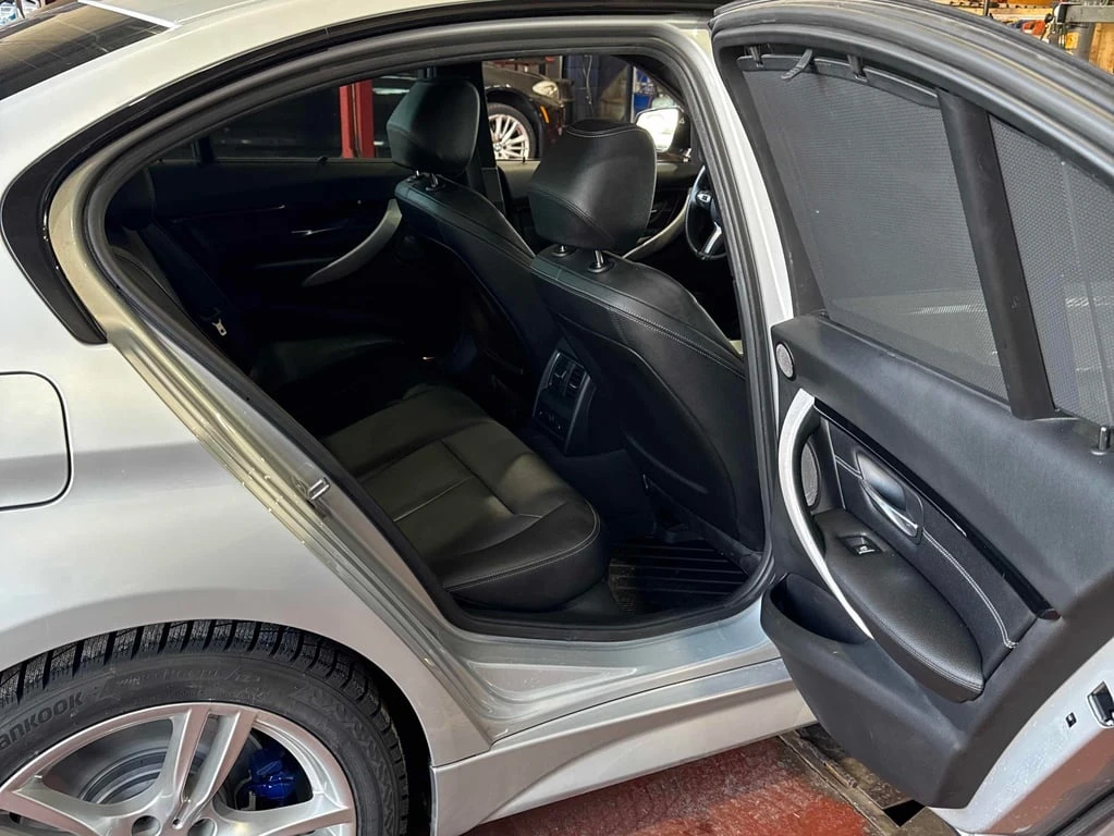 BMW 340 * CARFAX *    | Mobile.bg   16